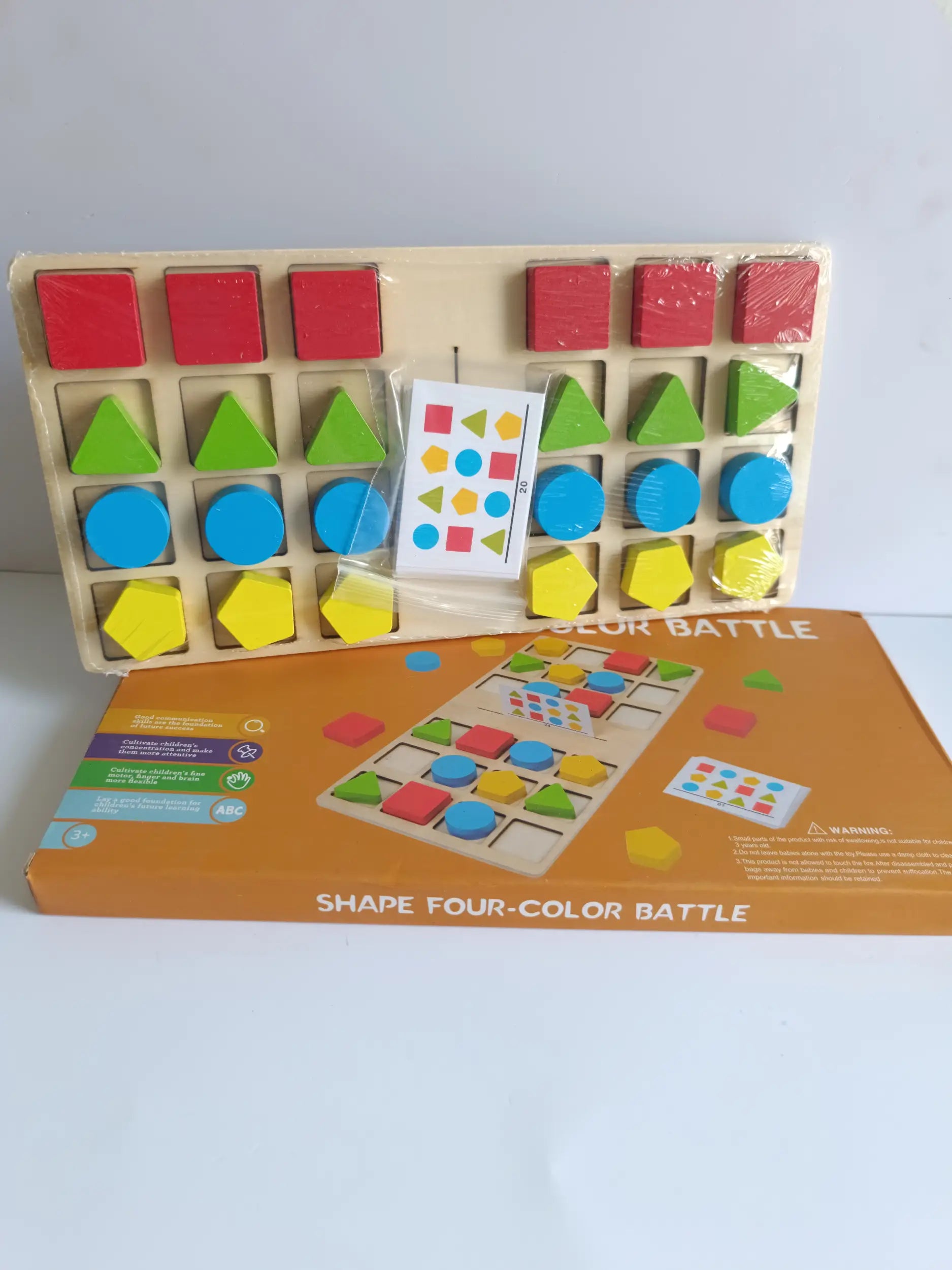 Shapes four colour battle